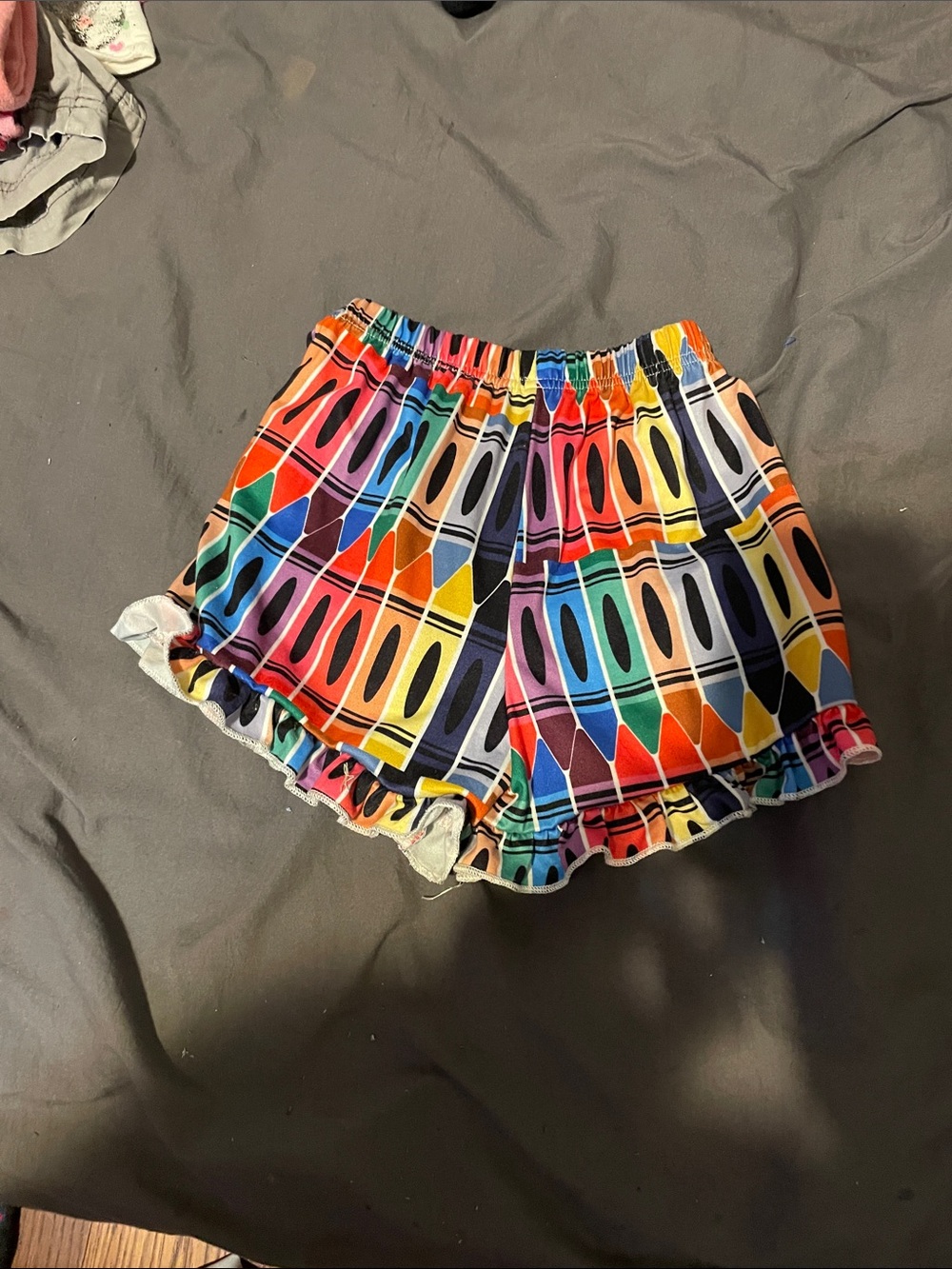 SHEIN Multicolor Crayon-Print Ruffle Skort